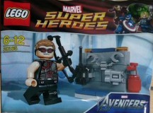 LEGO Hawkeye With Equipment 30165
